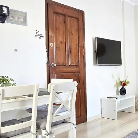Liva Aparthotel 3*