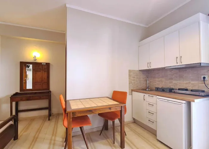 Liva 3* Chania (Crete)