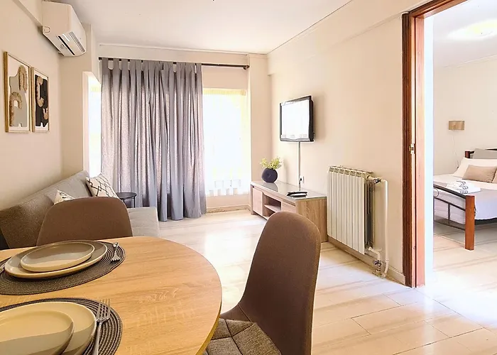 Liva Apartmanhotel Hriszí Aktí Haniá